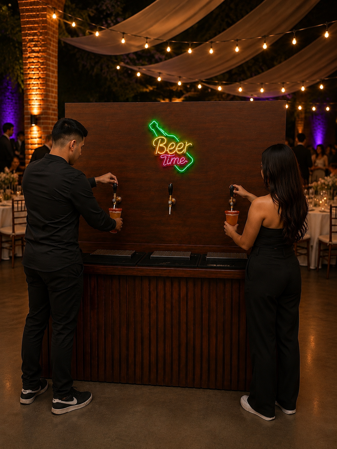 Barra para Cerveza de Barril con 3 Tomas y Letrero Neón LED | Madera Natural 1.5 m